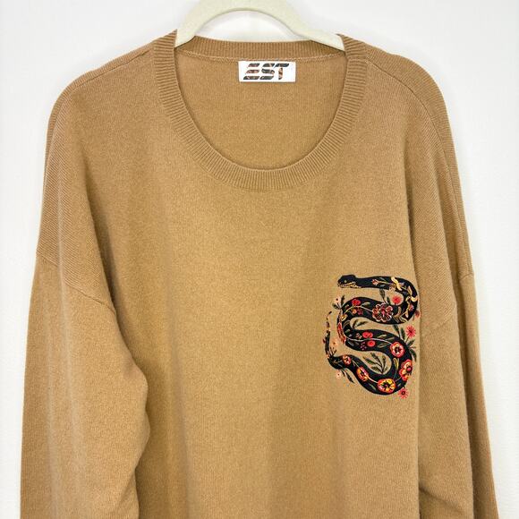 EST Media Size M Cashmere Sweater RARE Lunar New Year Wood Snake Embroidered Tan - Picture 5 of 12